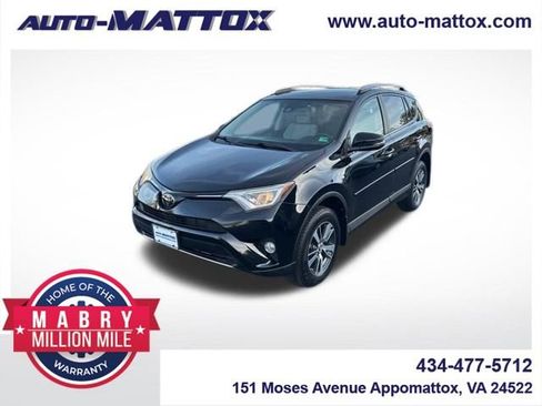 Used 2018 Toyota RAV4 XLE image 1