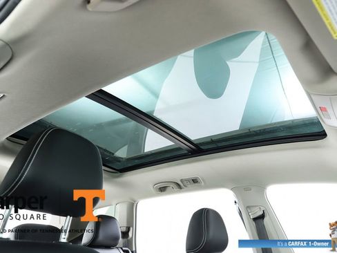 Used 2023 Volkswagen Atlas SE w/ Panoramic Sunroof Package FWD image 36