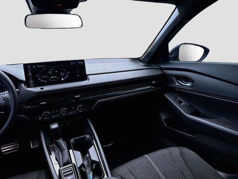 Certified 2024 Honda Accord Sport image 21