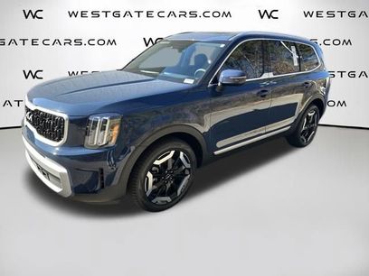 New 2025 Kia Telluride EX w/ EX Captain's Chair Package