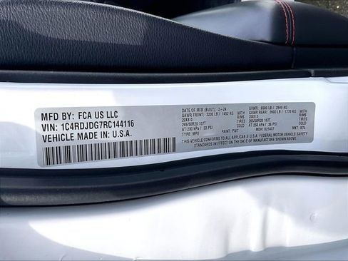 Used 2024 Dodge Durango GT image 35