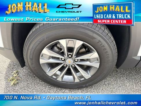 Used 2026 Chevrolet Equinox LT w/ Convenience Package II FWD image 17