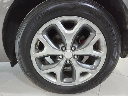 Used 2016 Kia Sorento SX image 10