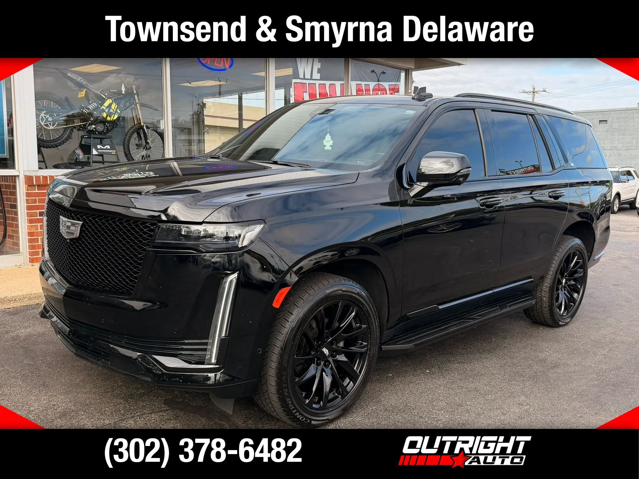 Used 2021 Cadillac Escalade Sport w/ LPO, ONYX Package AWD/4WD image 1