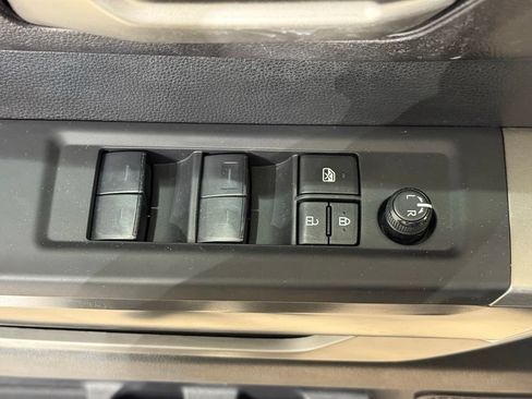Used 2023 Toyota Tundra SR5 w/ SR5 Convenience Package AWD/4WD image 13