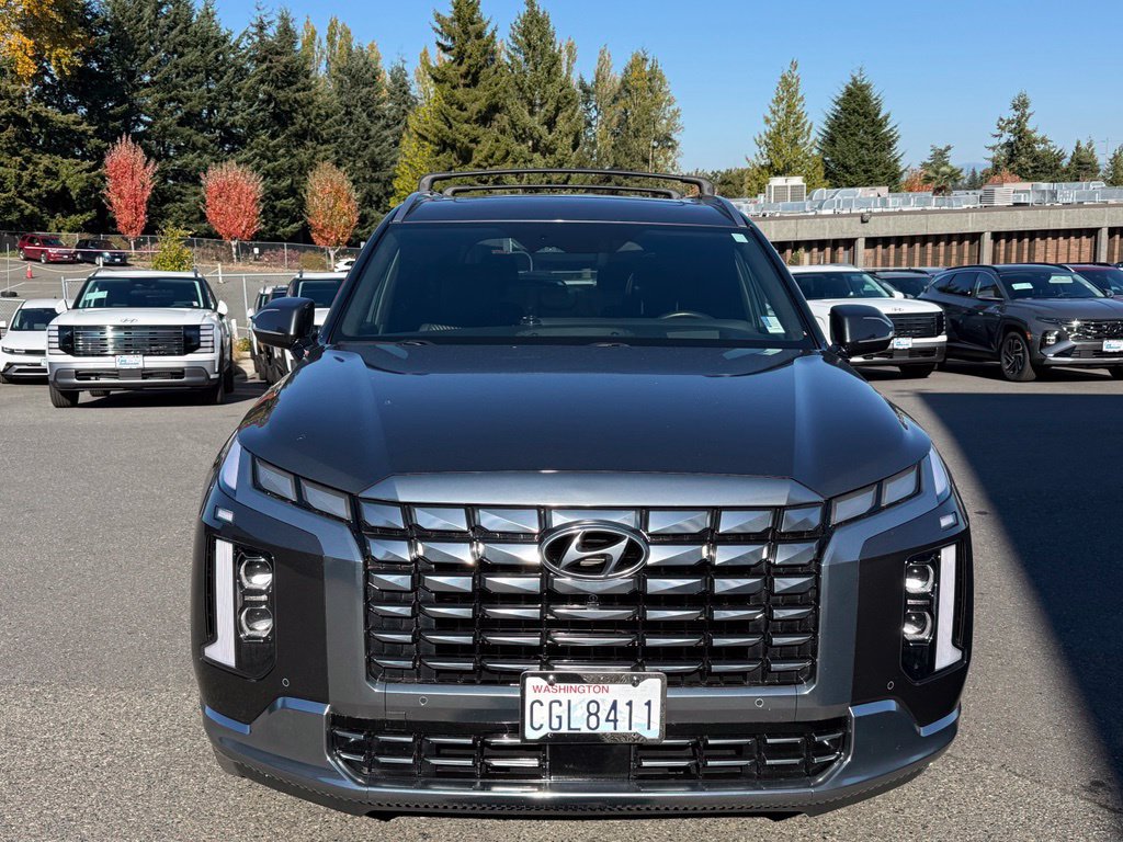Used 2023 Hyundai Palisade Calligraphy w/ Winter Package AWD/4WD image 4