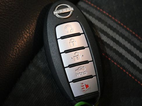 Used 2024 Nissan Altima 2.5 SR FWD image 24