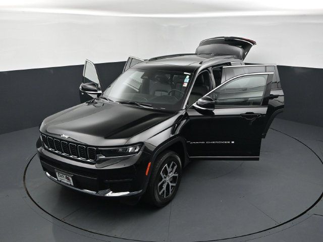Used 2025 Jeep Grand Cherokee L Limited w/ Trailer Tow Package AWD/4WD image 26