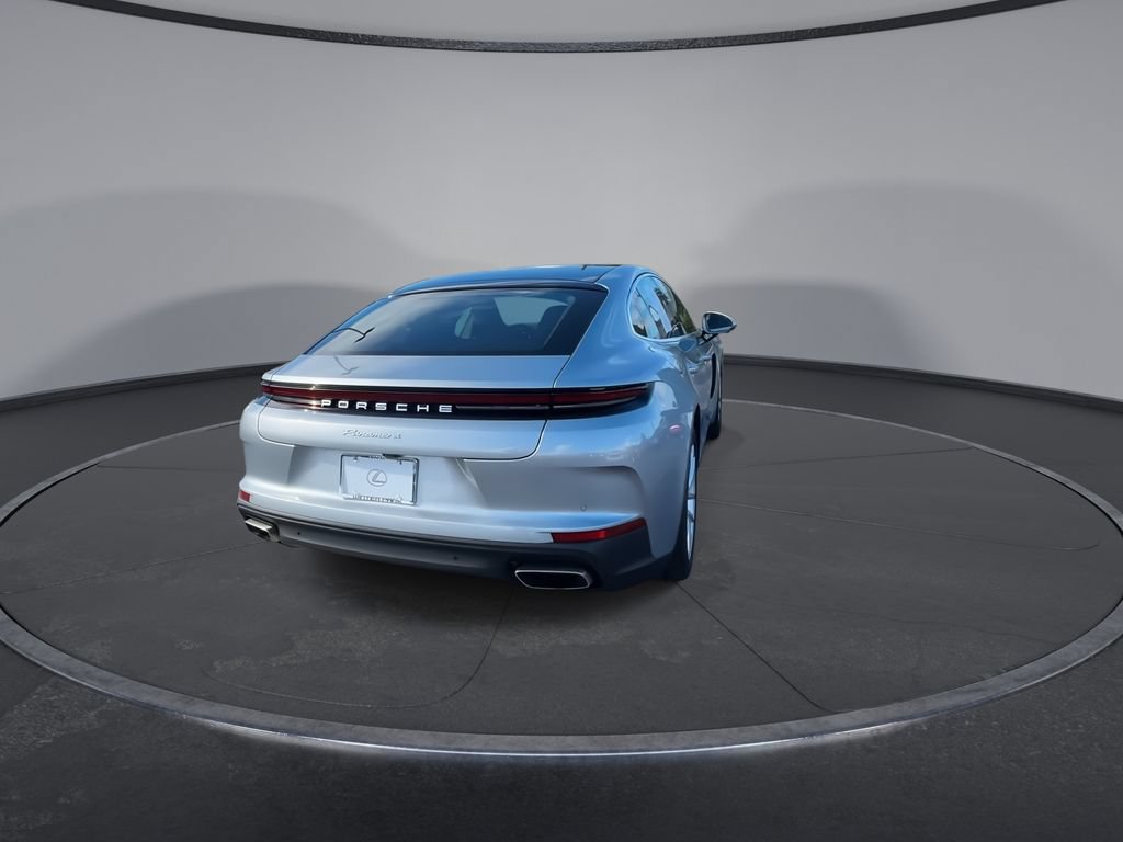 Used 2026 Porsche Panamera w/ Premium Package RWD image 8