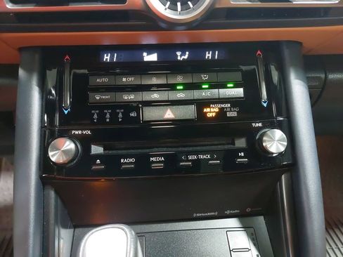 Used 2022 Lexus IS 300 AWD w/ Comfort Package image 20