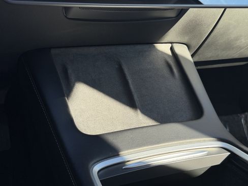 Used 2022 Tesla Model 3 Standard Range image 84