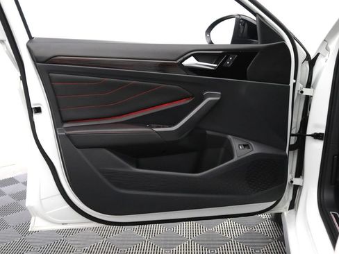 Used 2024 Volkswagen Jetta GLI 40th Anniversary Edition FWD image 11