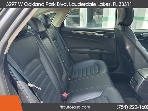 Used 2018 Ford Fusion SE w/ Equipment Group 602A FWD image 34
