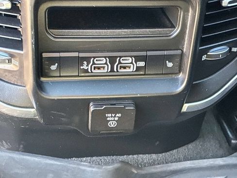 Used 2020 RAM 1500 Laramie AWD/4WD image 19