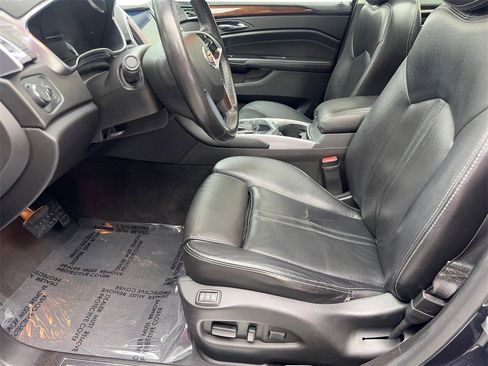 Used 2015 Cadillac SRX Luxury w/ Driver Awareness Package image 27