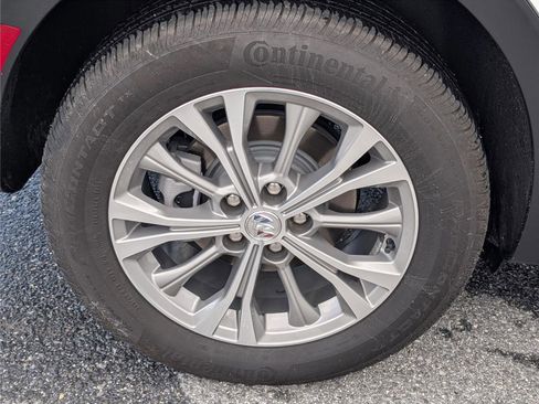 Used 2023 Buick Envision Preferred image 10