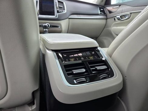 Used 2021 Volvo XC90 T6 Inscription w/ Climate Package AWD/4WD image 28