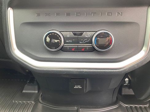 Certified 2025 Ford Expedition Tremor AWD/4WD image 58