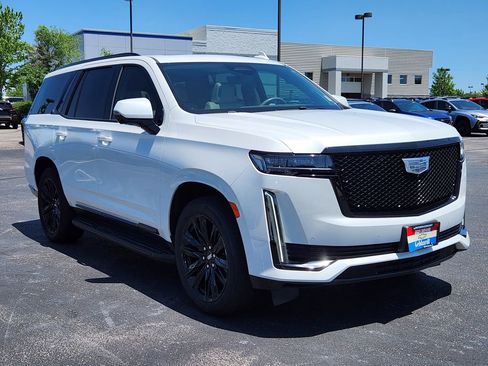 Used 2021 Cadillac Escalade Sport Platinum image 4