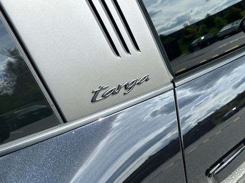 Certified 2024 Porsche 911 AWD/4WD image 19