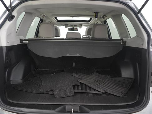 Used 2015 Subaru Forester 2.5i Touring w/ Eyesight & Navigation System AWD/4WD image 9