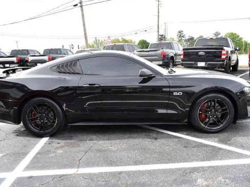 Used 2018 Ford Mustang GT image 5