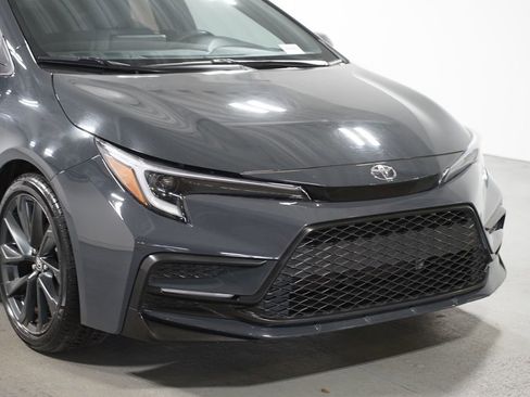 Certified 2025 Toyota Corolla SE image 4