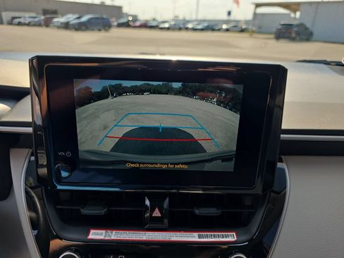 Used 2026 Toyota Corolla LE FWD image 24