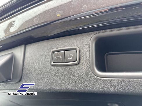 Used 2021 Porsche Macan S image 28