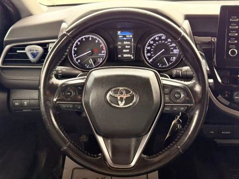 Used 2022 Toyota Camry SE FWD image 28