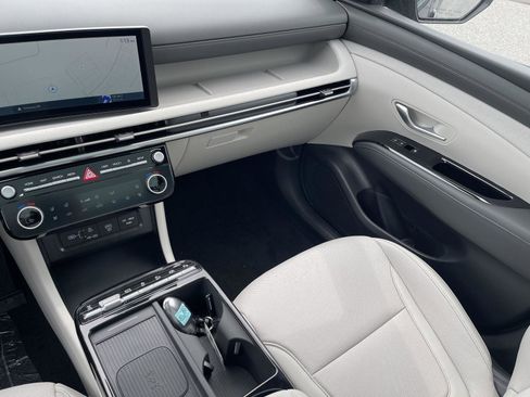 New 2025 Hyundai Tucson Limited image 25