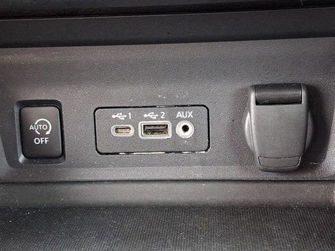 Certified 2024 Nissan Sentra SV FWD image 24