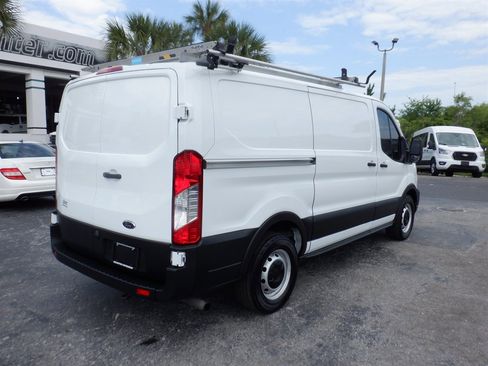 Used 2022 Ford Transit 150 Low Roof RWD image 9