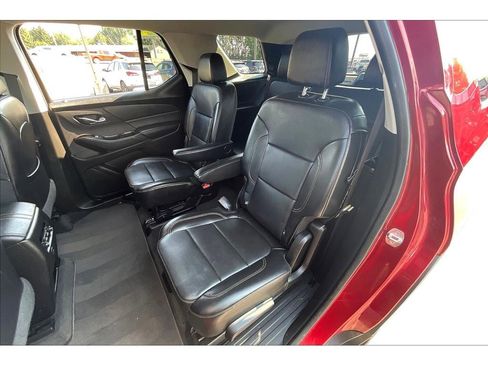 Used 2019 Chevrolet Traverse LT w/ LPO, Blackout Package image 25
