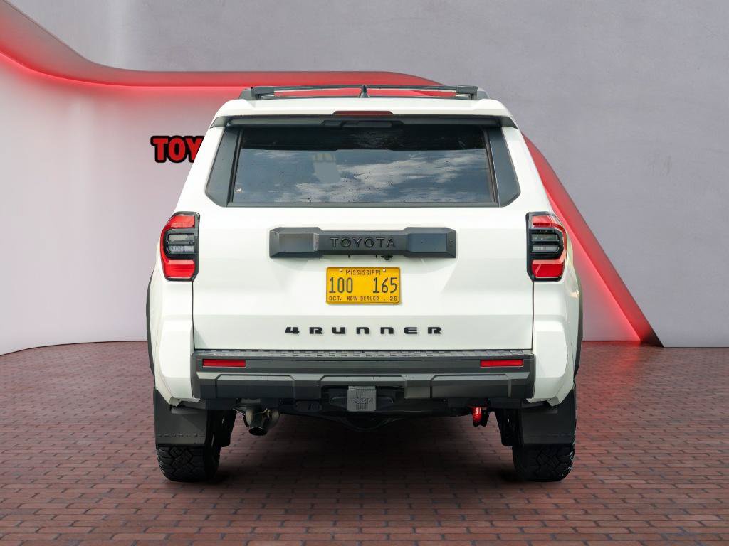 Used 2026 Toyota 4Runner SR5 RWD image 7