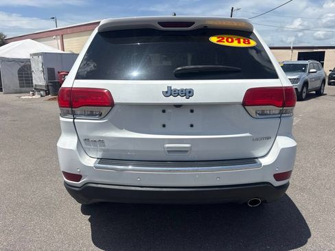 Used 2018 Jeep Grand Cherokee Limited AWD/4WD image 4