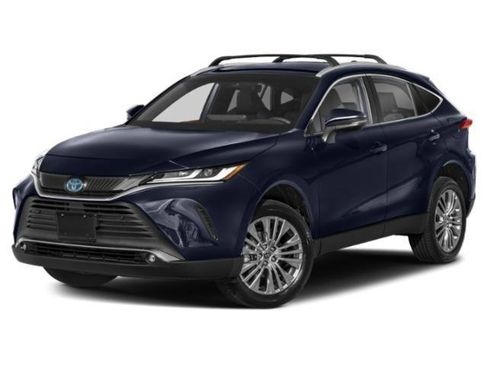 Used 2024 Toyota Venza XLE image 4