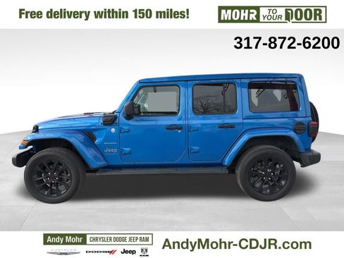 Used 2023 Jeep Wrangler Unlimited Sahara w/ Cold Weather Group image 4
