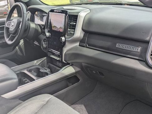 Used 2025 RAM 1500 Big Horn AWD/4WD image 35