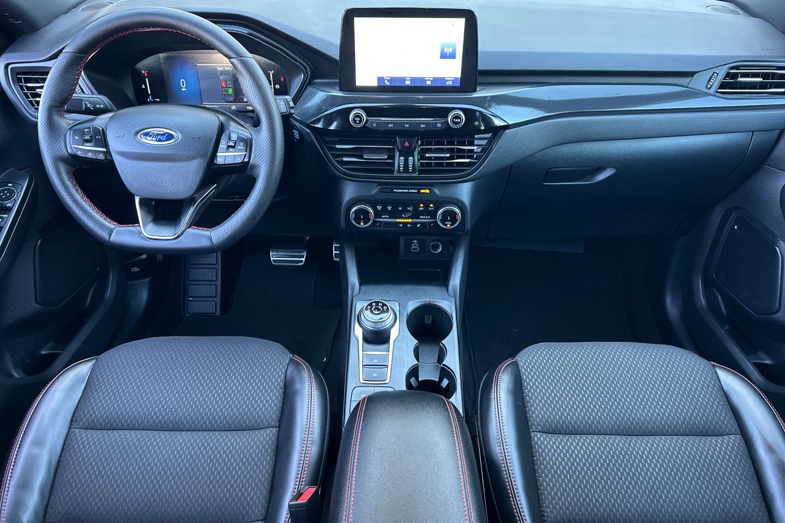 Used 2024 Ford Escape ST-Line AWD/4WD image 13