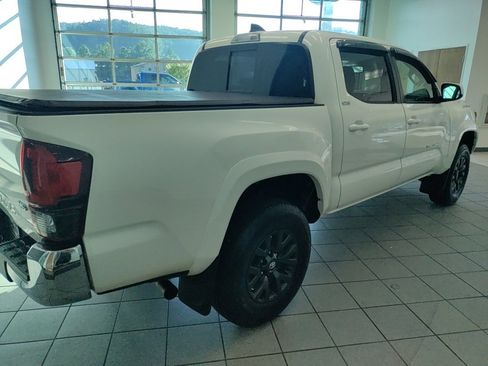 Used 2021 Toyota Tacoma SR5 image 19
