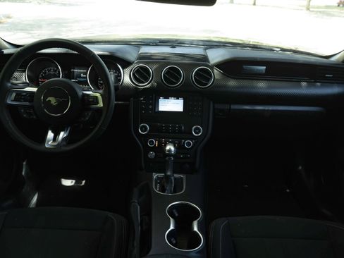 Used 2021 Ford Mustang Coupe RWD image 19