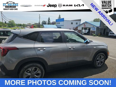 Used 2026 Kia Seltos LX AWD/4WD image 12