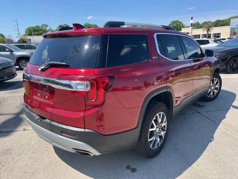 Used 2023 GMC Acadia SLT FWD image 8