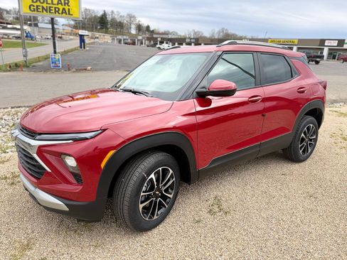 New 2026 Chevrolet TrailBlazer LT w/ LT Cold Weather Package AWD/4WD image 7