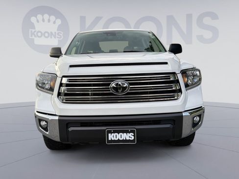 Used 2021 Toyota Tundra SR5 w/ Trail Edition AWD/4WD image 11