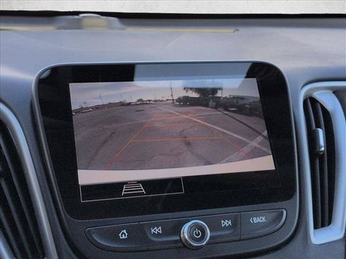 Certified 2022 Chevrolet Malibu LT FWD image 19