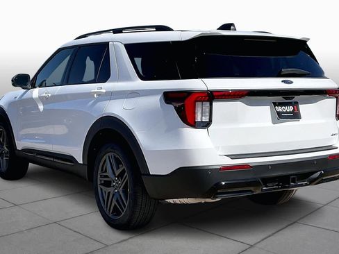 New 2026 Ford Explorer ST-Line image 12