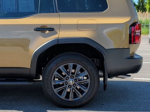 Certified 2026 Toyota Land Cruiser w/ Premium Package AWD/4WD image 6
