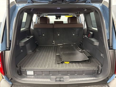 Used 2025 Toyota Land Cruiser w/ Premium Package image 40